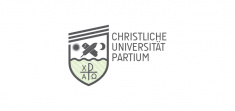 Christliche Universität Partium Logo (Deutsch, weiß)