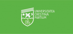 Sigla Universităţi Creştină Partium (română, verde)