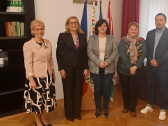 A Partiumi Keresztény Egyetemre látogatott Tamar Beruchashvili, Grúzia nagykövet  asszonya